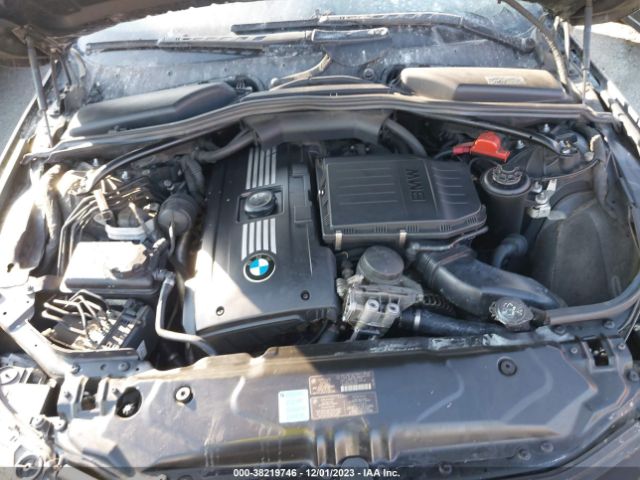 Photo 9 VIN: WBANW1C56AC168918 - BMW 535I 