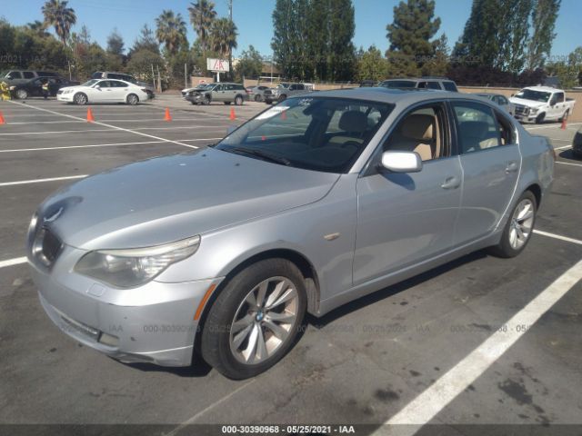 Photo 1 VIN: WBANW1C57AC166403 - BMW 5 