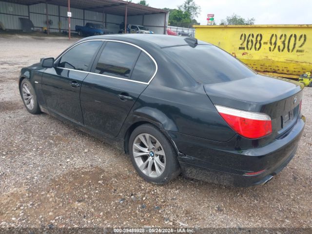 Photo 2 VIN: WBANW1C58AC168905 - BMW 535I 