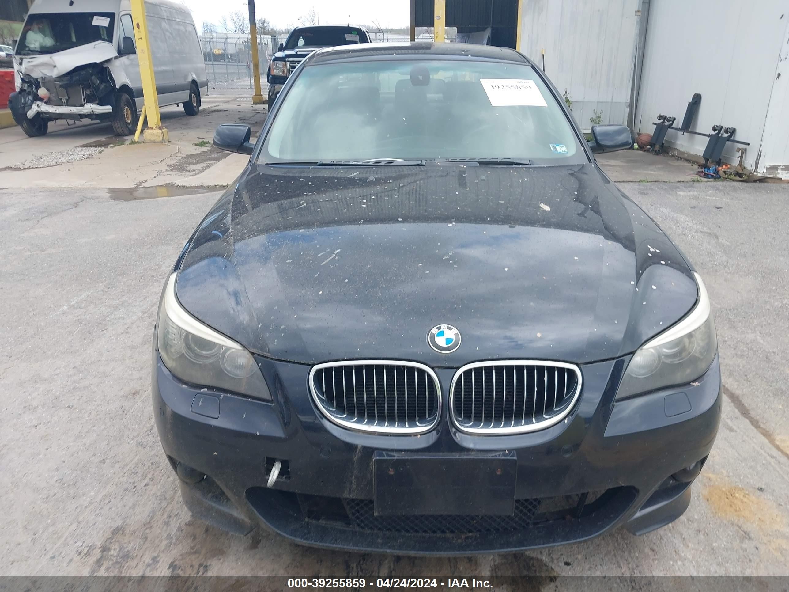 Photo 11 VIN: WBANW53508CT48669 - BMW 5ER 