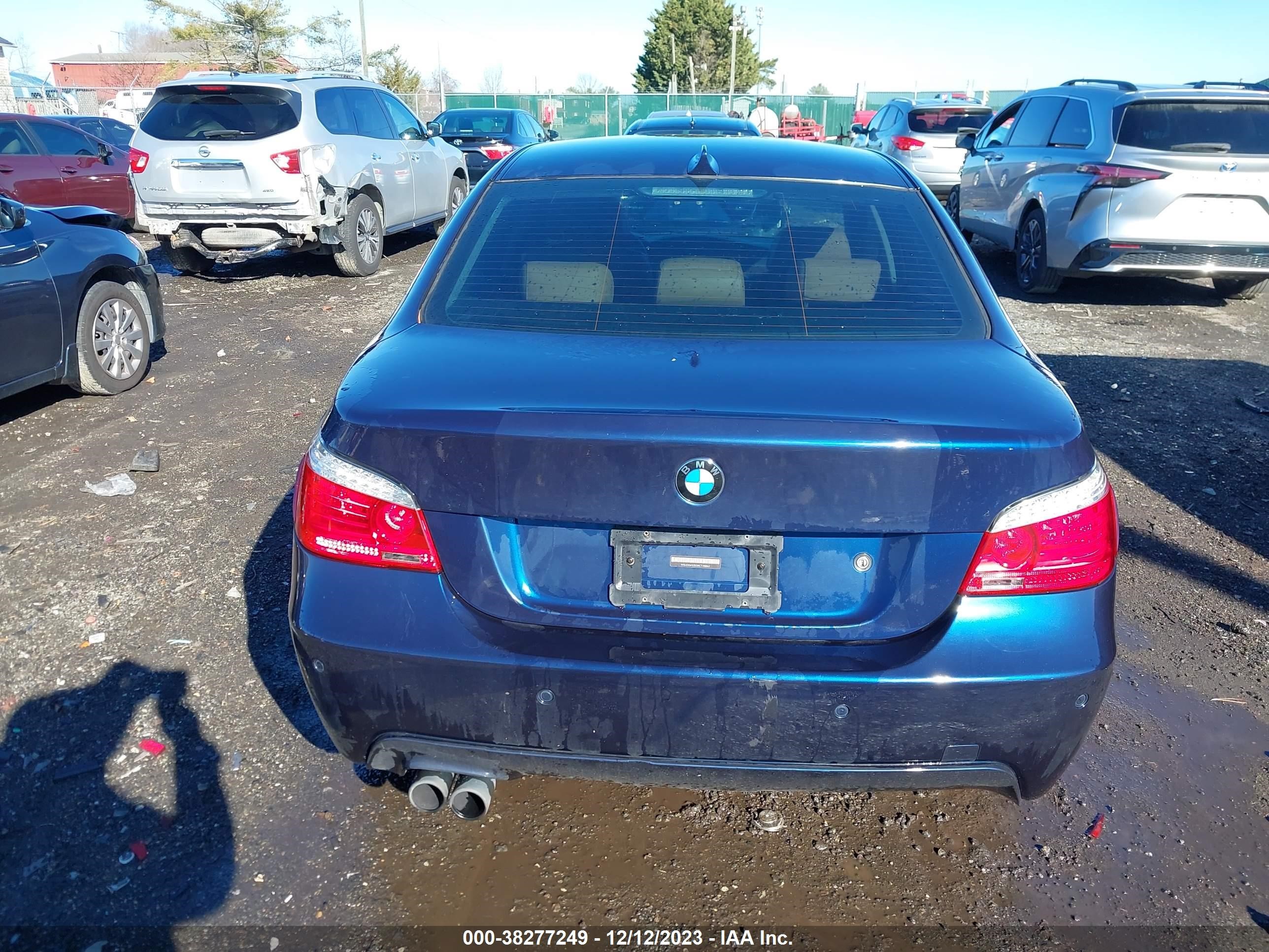 Photo 15 VIN: WBANW53558CT48862 - BMW 5ER 