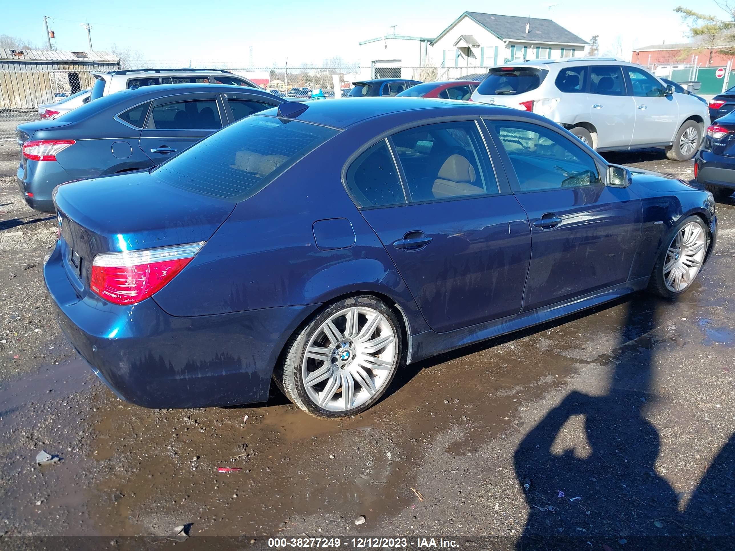 Photo 3 VIN: WBANW53558CT48862 - BMW 5ER 