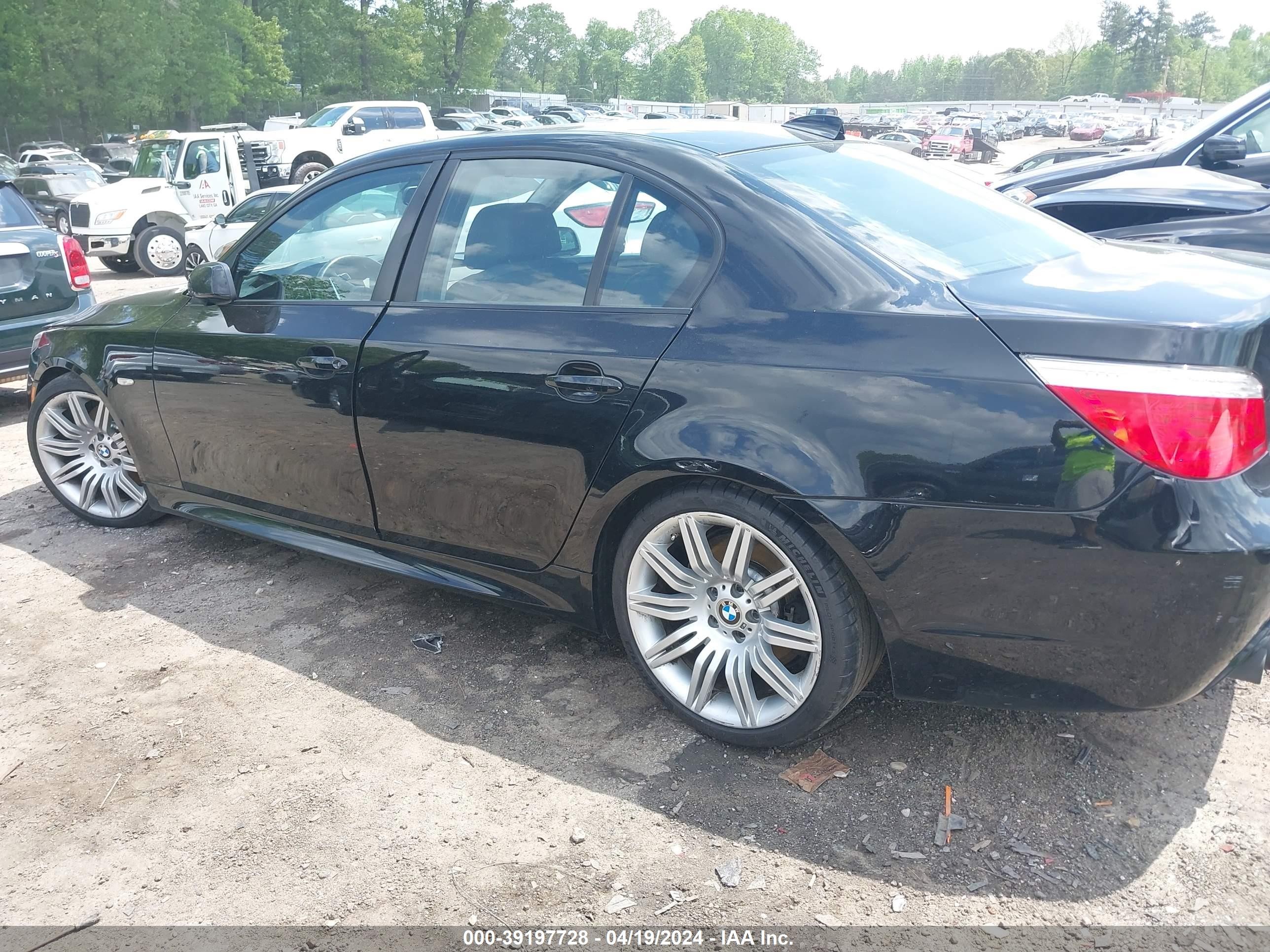 Photo 13 VIN: WBANW53558CT52958 - BMW 5ER 