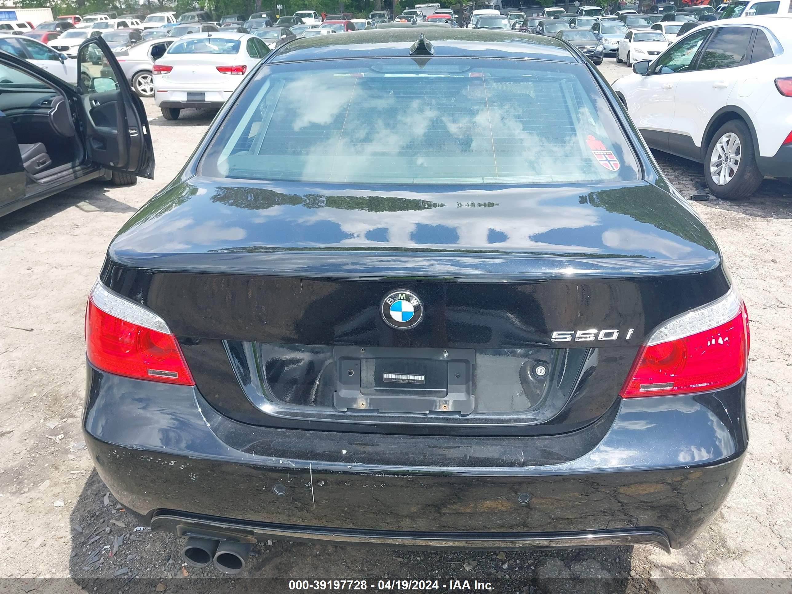 Photo 15 VIN: WBANW53558CT52958 - BMW 5ER 