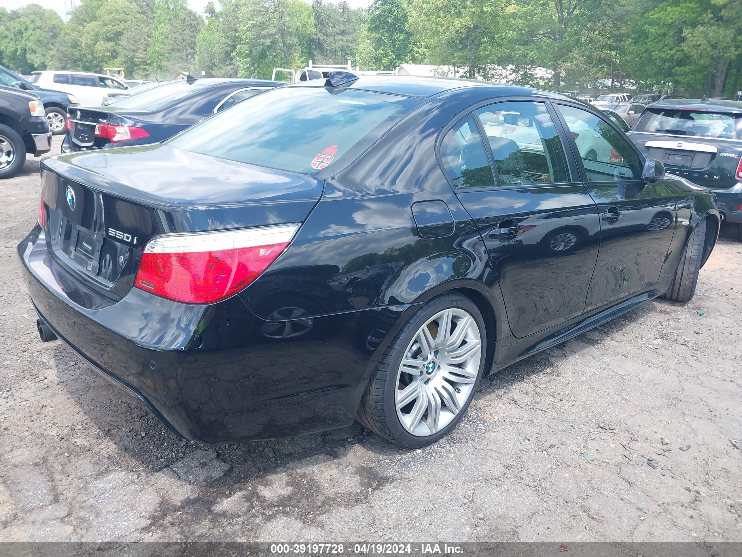 Photo 3 VIN: WBANW53558CT52958 - BMW 5ER 