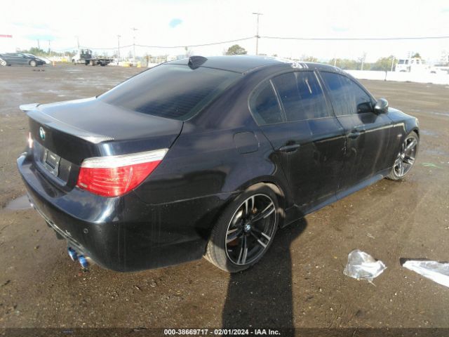 Photo 3 VIN: WBANW5C5XACT56767 - BMW 550I 