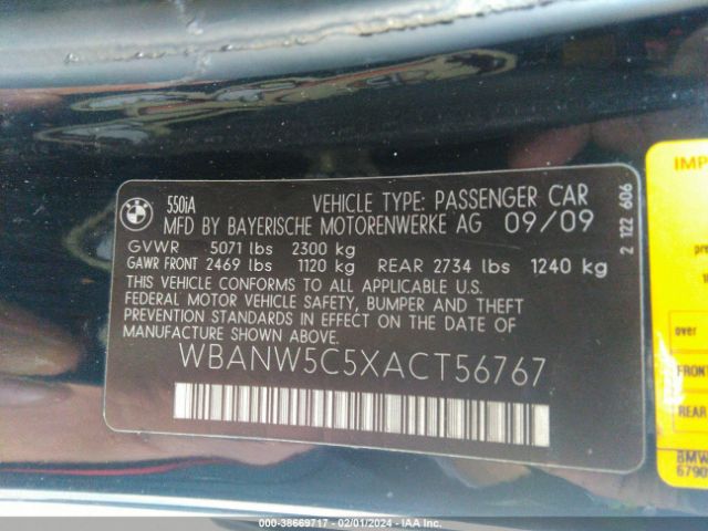 Photo 8 VIN: WBANW5C5XACT56767 - BMW 550I 