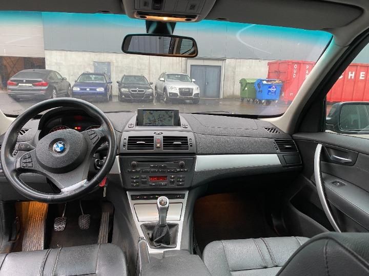 Photo 23 VIN: WBAPE11000WJ66940 - BMW X3 SUV 