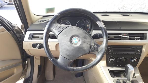 Photo 13 VIN: WBAPF1100BA958518 - BMW 320 