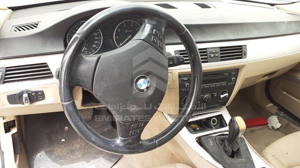 Photo 11 VIN: WBAPF1106BA958474 - BMW 320I 