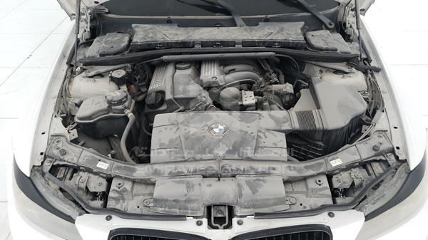 Photo 23 VIN: WBAPG5109CF058144 - BMW 320I 