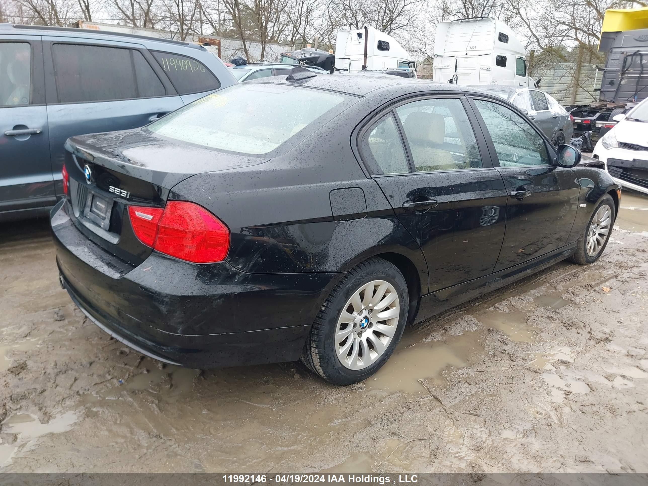 Photo 3 VIN: WBAPG73549A640808 - BMW 3ER 