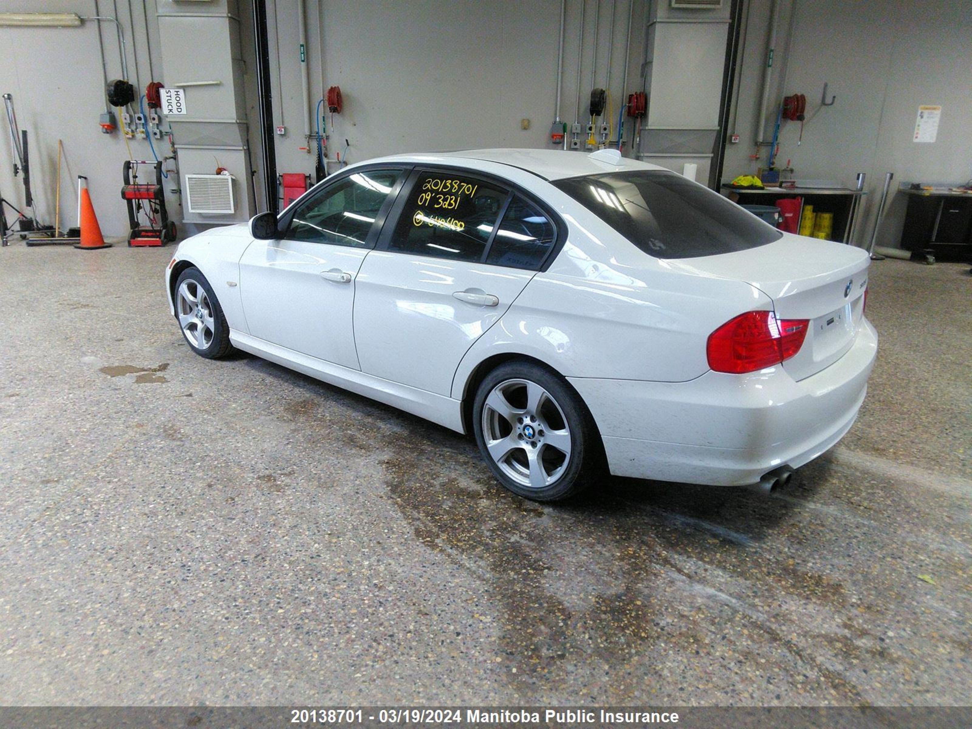 Photo 2 VIN: WBAPG73559A640400 - BMW 3ER 