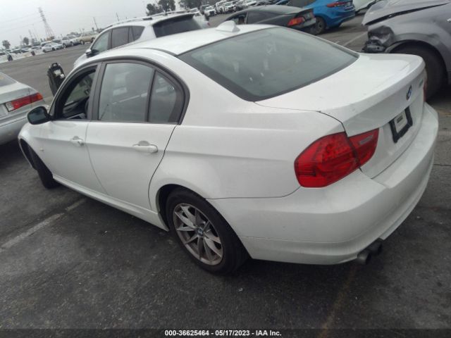 Photo 2 VIN: WBAPG7C51AA641712 - BMW 3 SERIES 