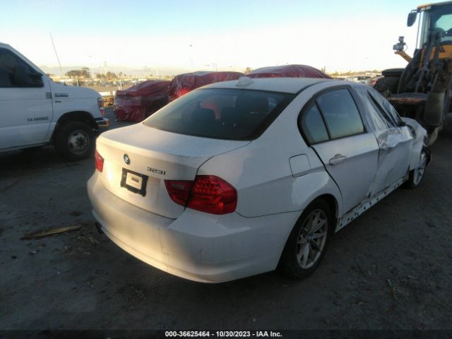 Photo 4 VIN: WBAPG7C51AA641712 - BMW 3 SERIES 