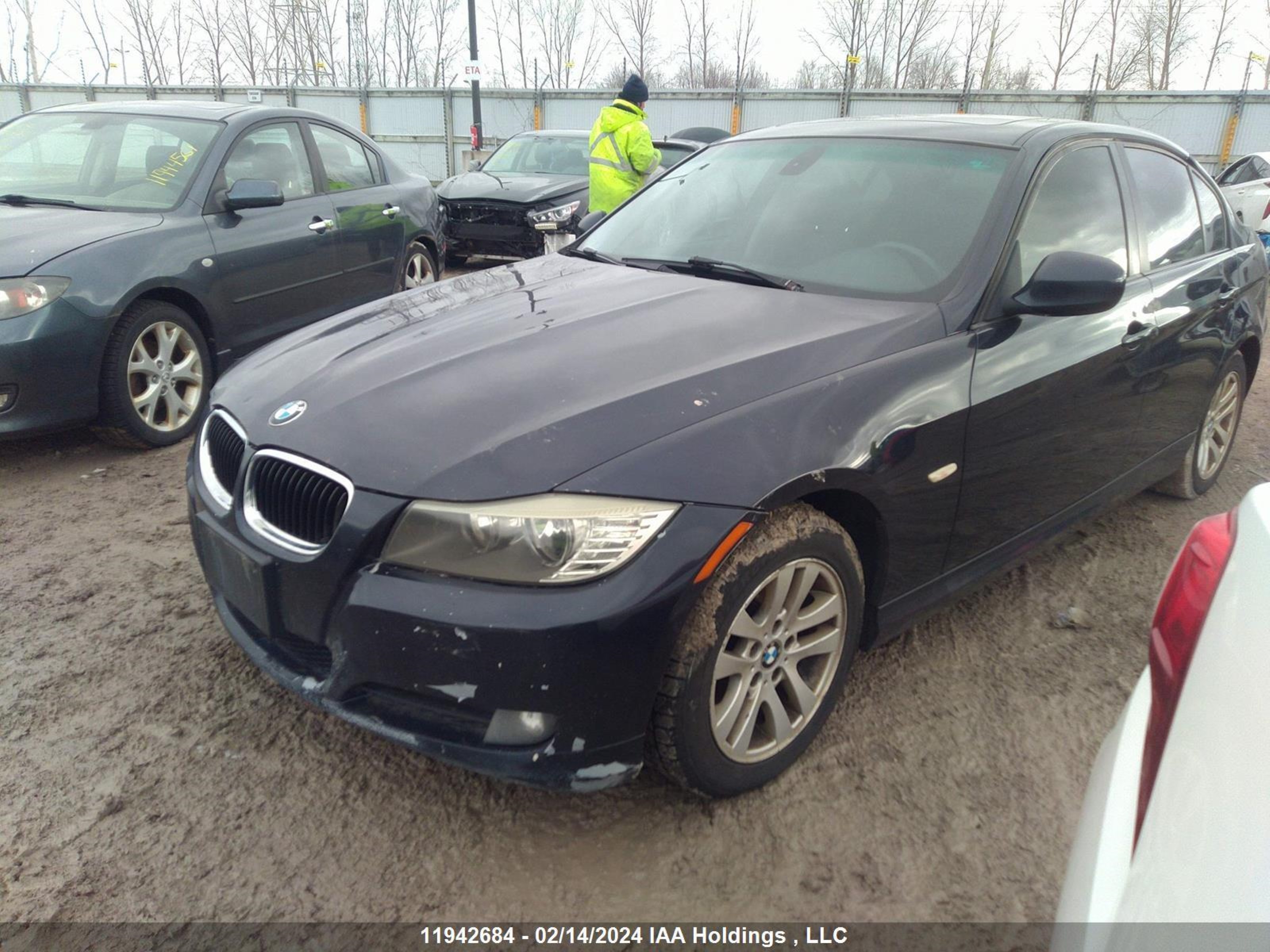 Photo 1 VIN: WBAPG7C55AA641843 - BMW 3ER 