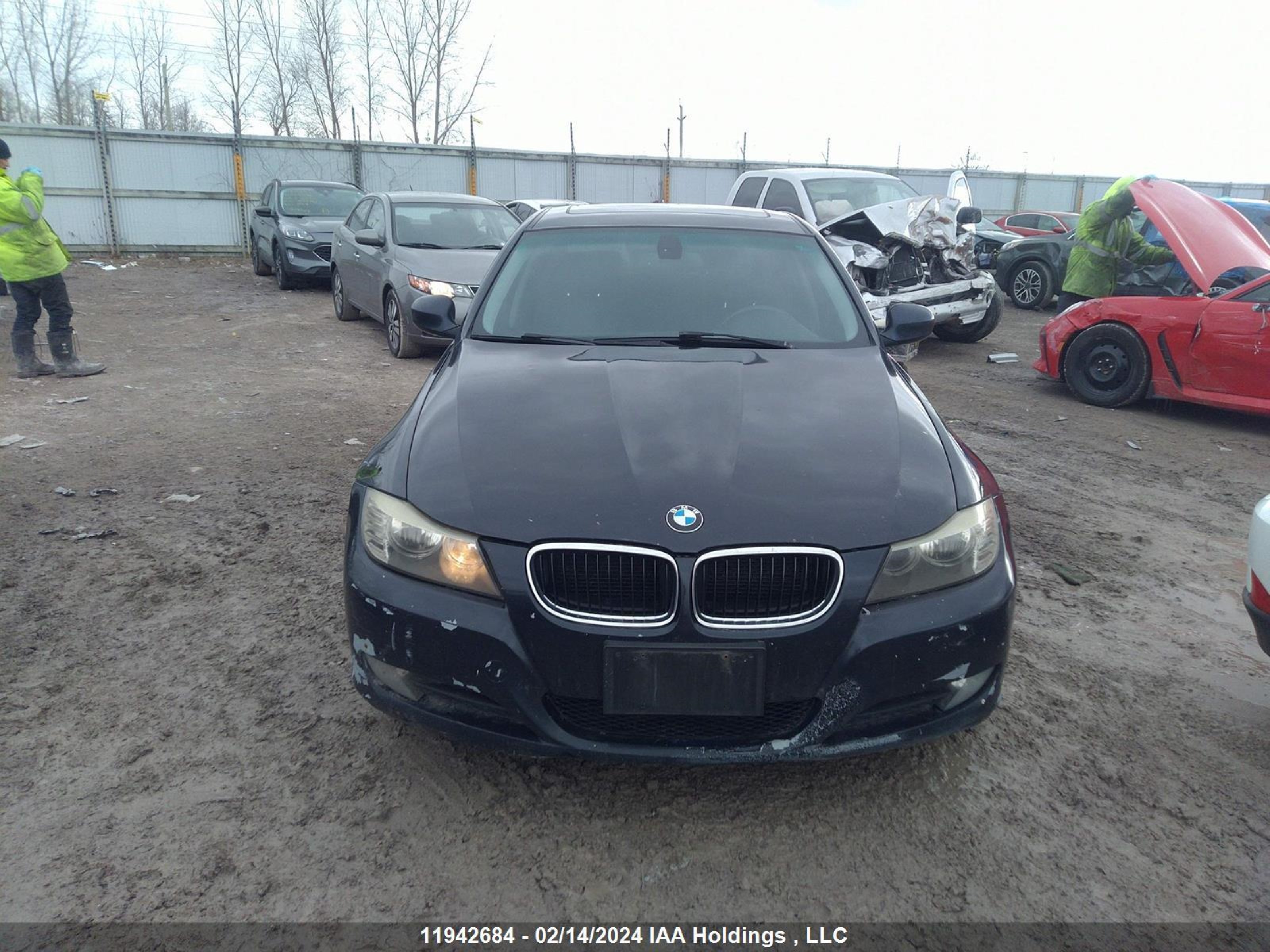 Photo 11 VIN: WBAPG7C55AA641843 - BMW 3ER 