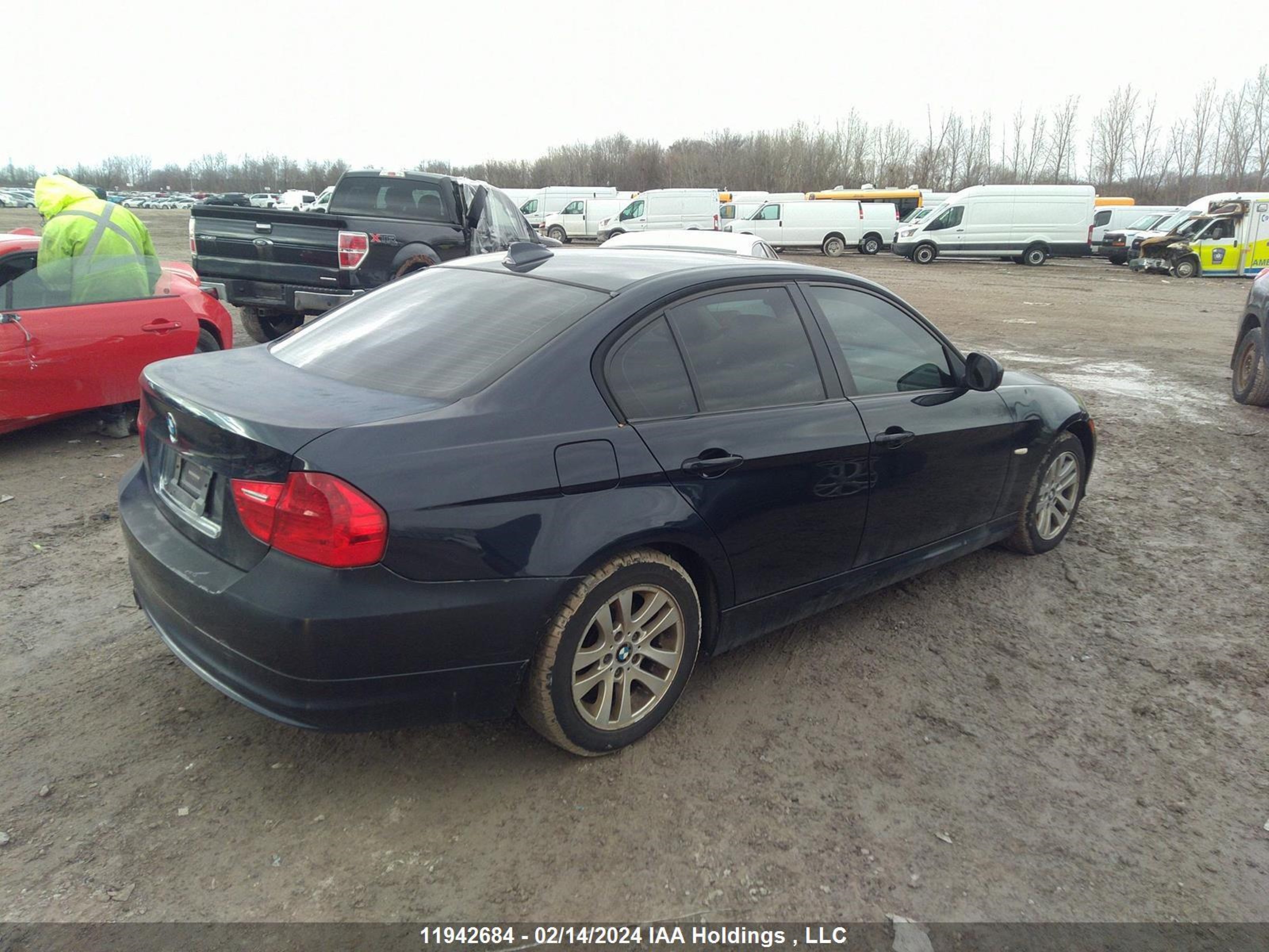 Photo 3 VIN: WBAPG7C55AA641843 - BMW 3ER 