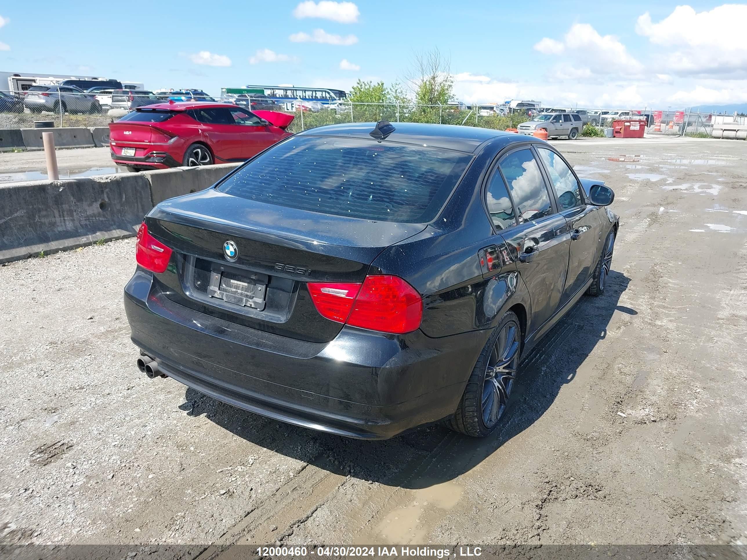 Photo 3 VIN: WBAPG7C55BA935874 - BMW 3ER 