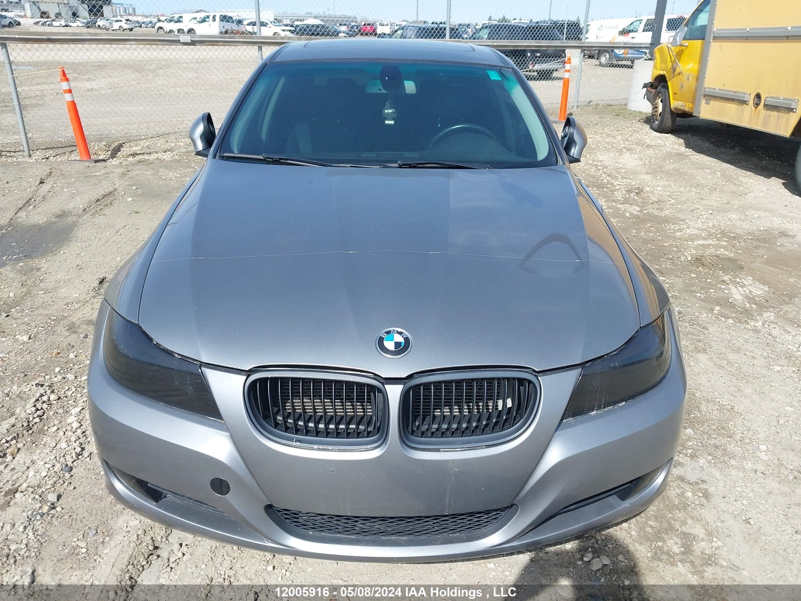 Photo 12 VIN: WBAPG7C56BA936306 - BMW 3ER 