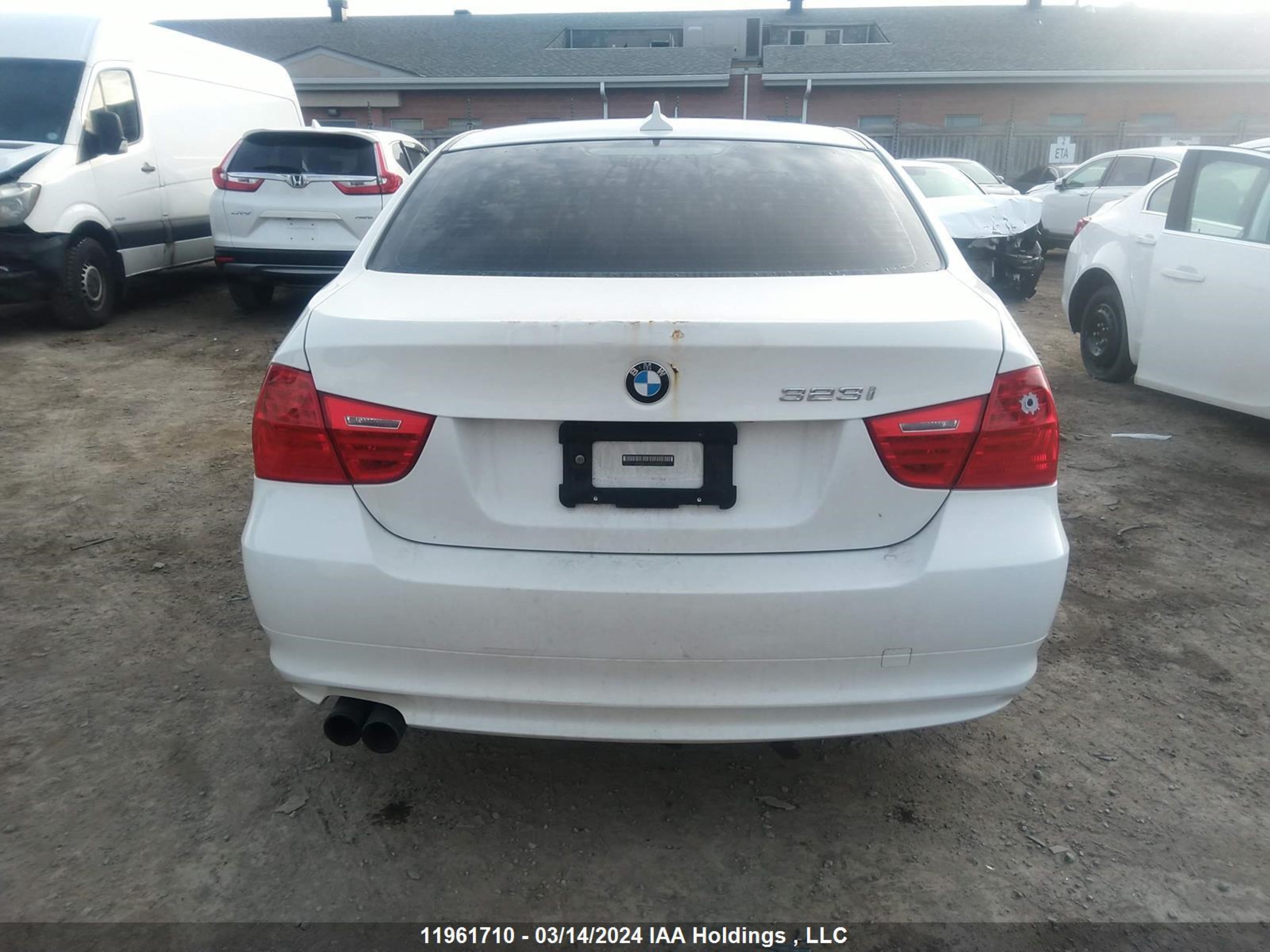 Photo 15 VIN: WBAPG7C57BA795438 - BMW 3ER 