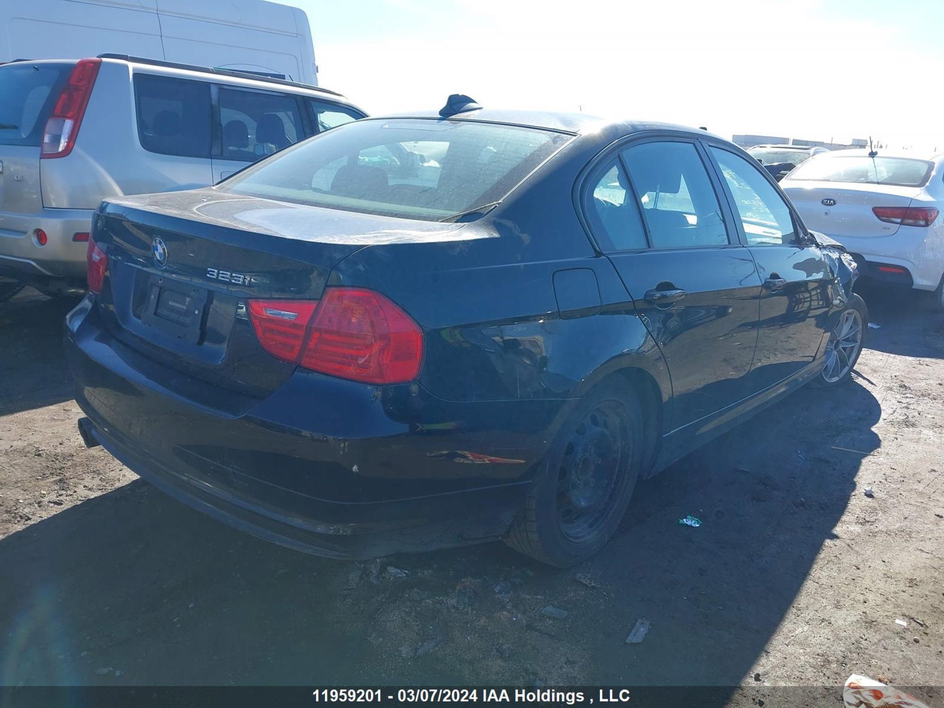 Photo 3 VIN: WBAPG7C58AA794538 - BMW 3ER 