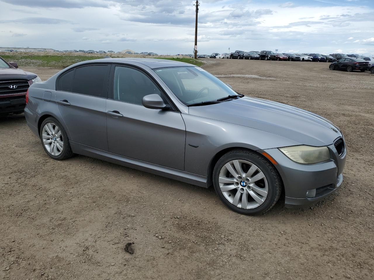 Photo 3 VIN: WBAPG7C59AA641621 - BMW 3ER 