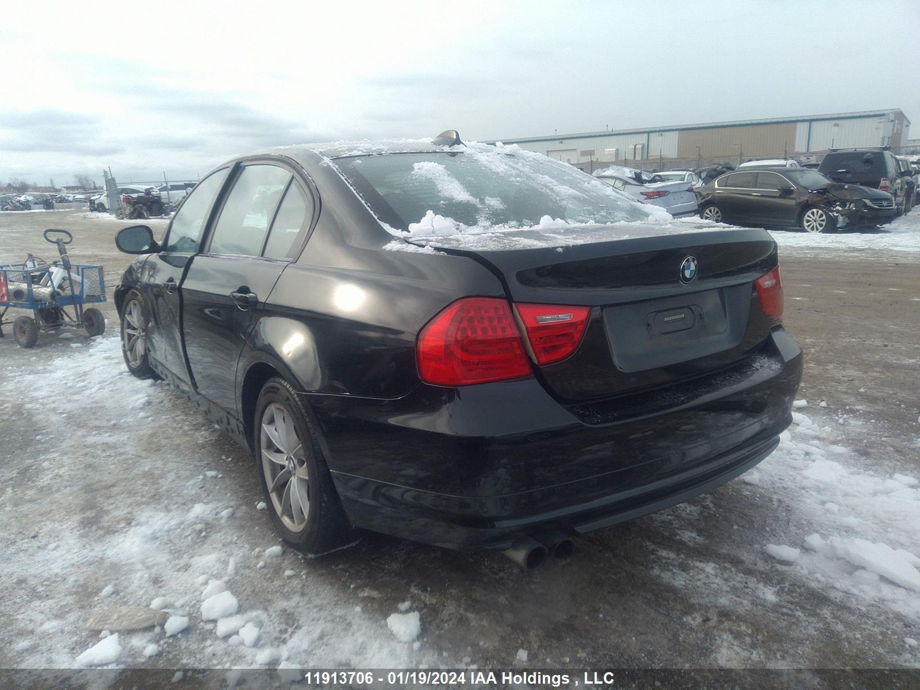 Photo 2 VIN: WBAPG7C5XAA794525 - BMW 3ER 