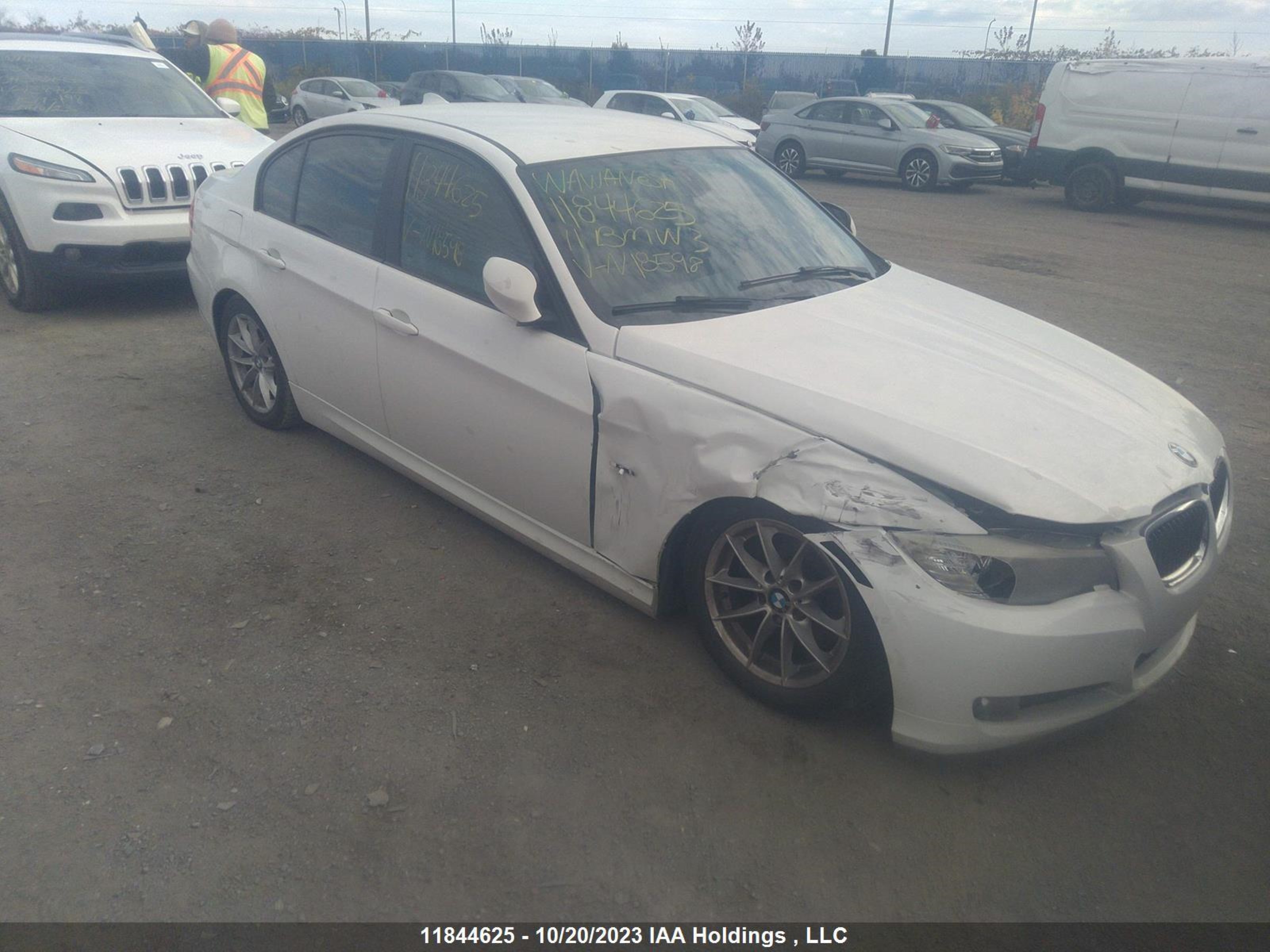 Photo 0 VIN: WBAPG7G50BNN18598 - BMW 3ER 