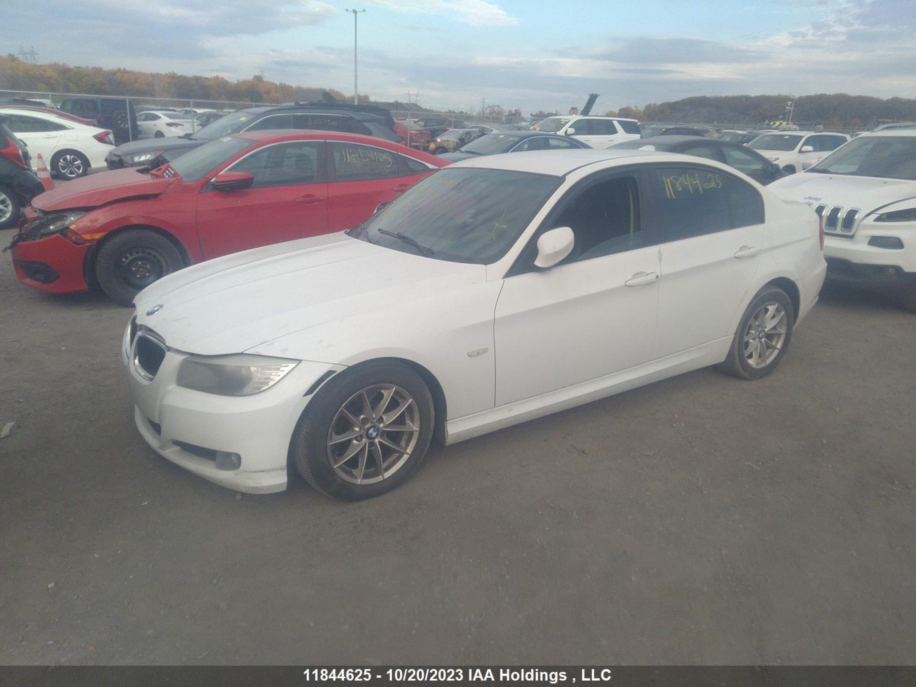 Photo 1 VIN: WBAPG7G50BNN18598 - BMW 3ER 