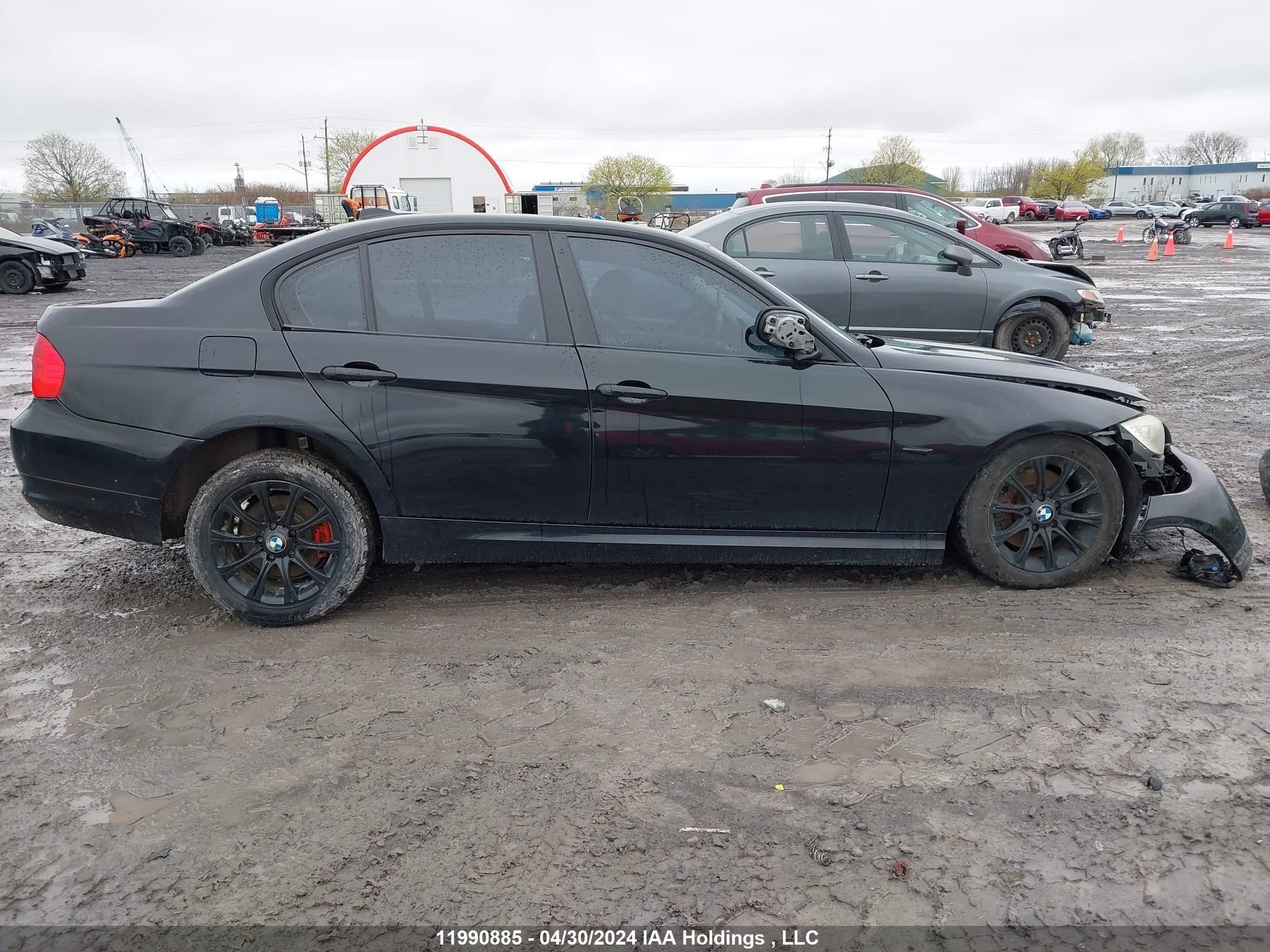 Photo 13 VIN: WBAPG7G51BNM68200 - BMW 3ER 