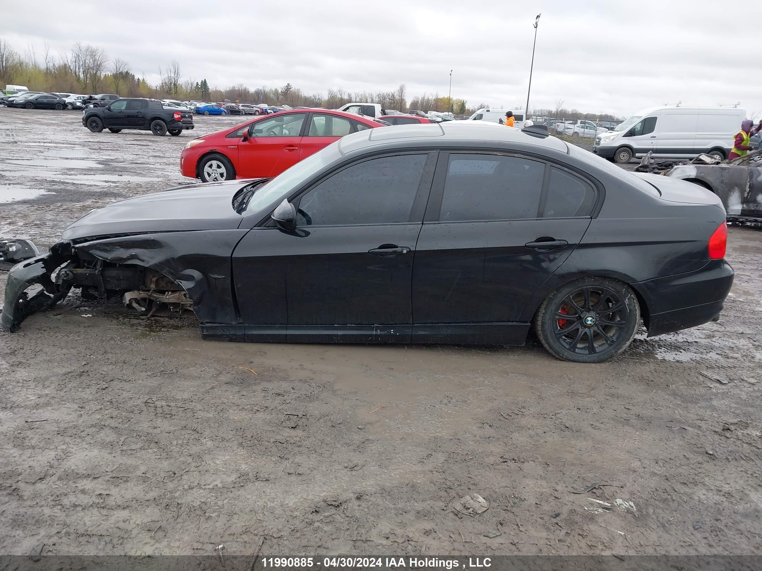 Photo 14 VIN: WBAPG7G51BNM68200 - BMW 3ER 