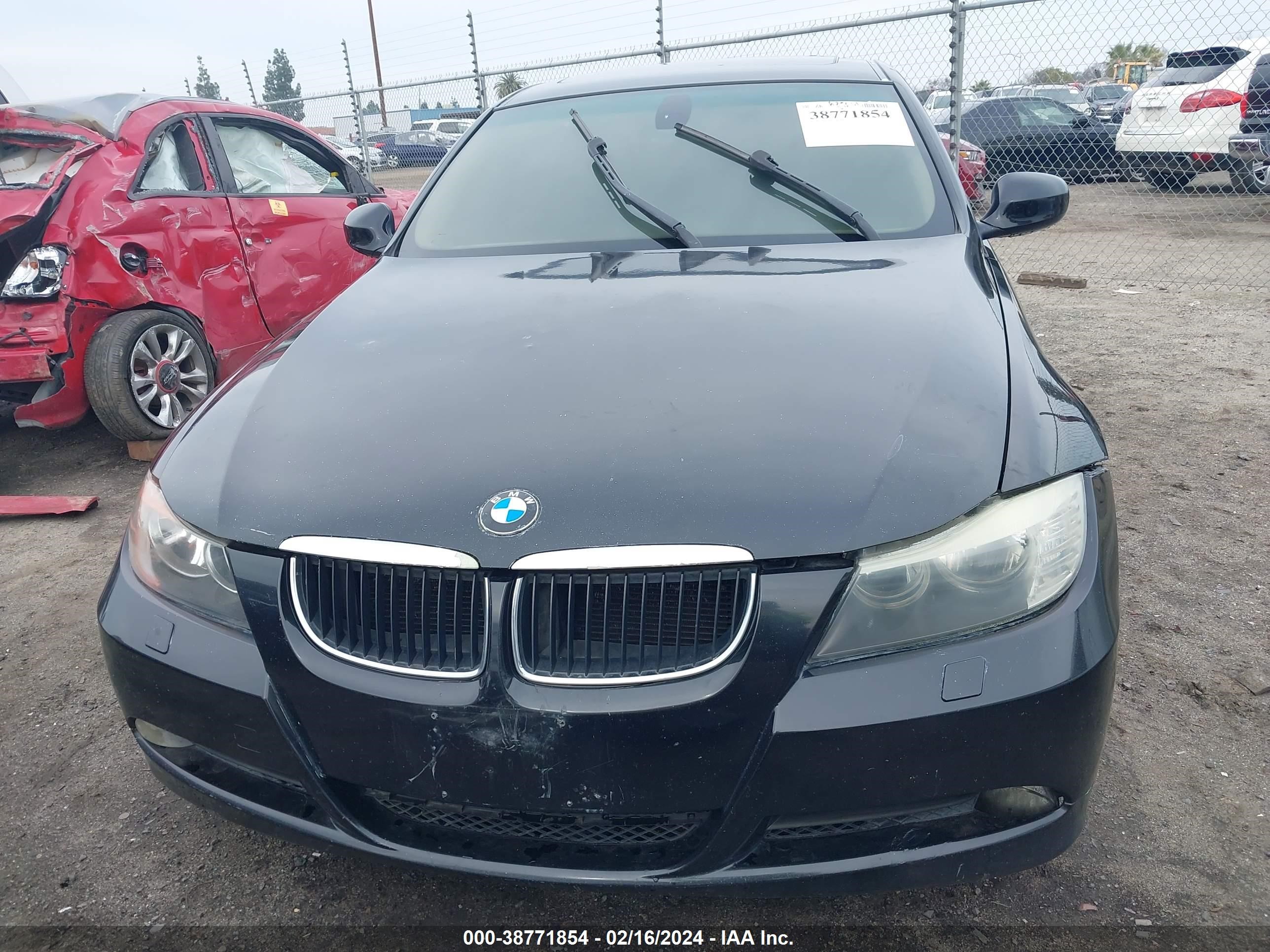 Photo 11 VIN: WBAPH53549A436575 - BMW 3ER 