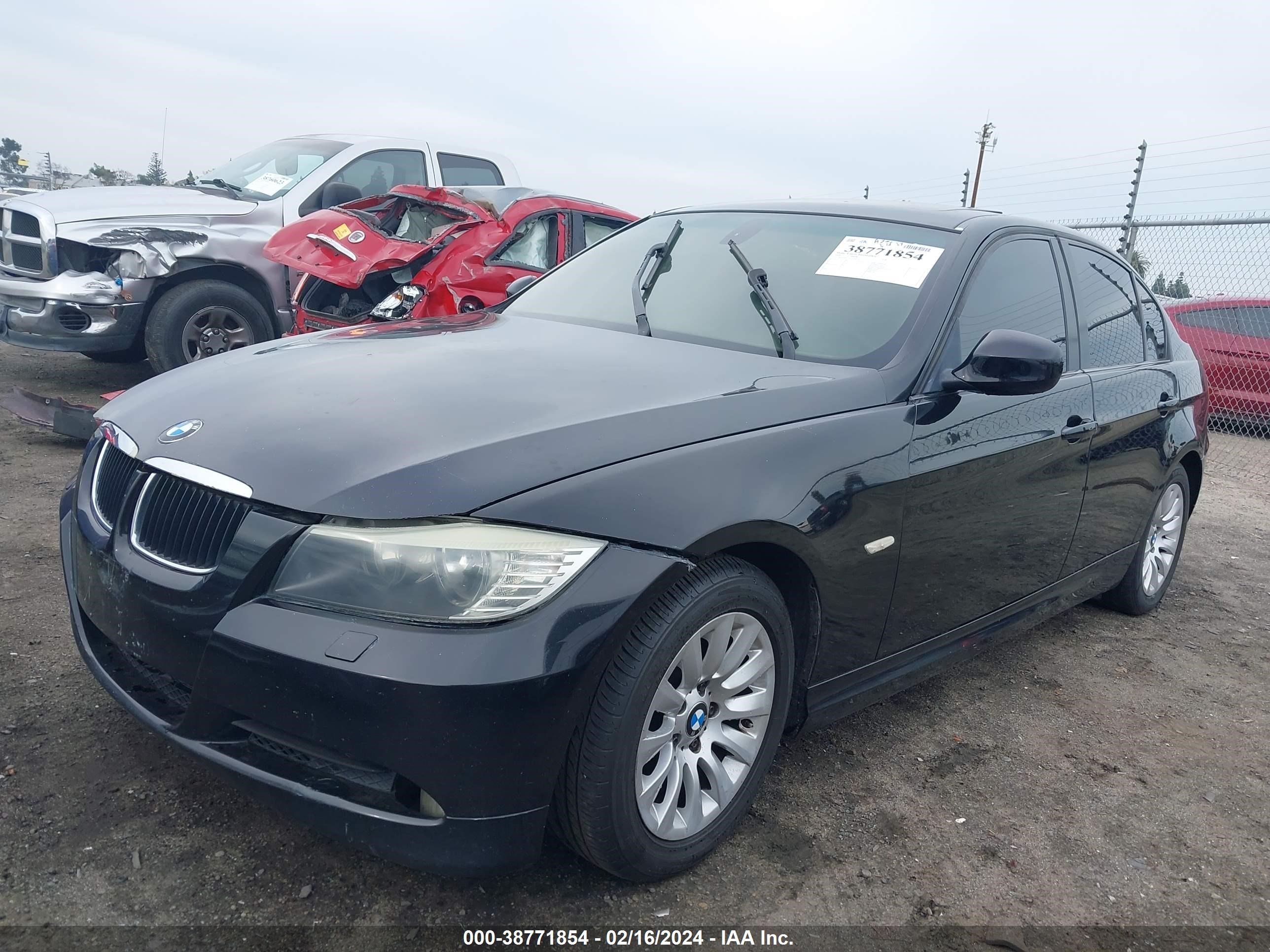 Photo 13 VIN: WBAPH53549A436575 - BMW 3ER 