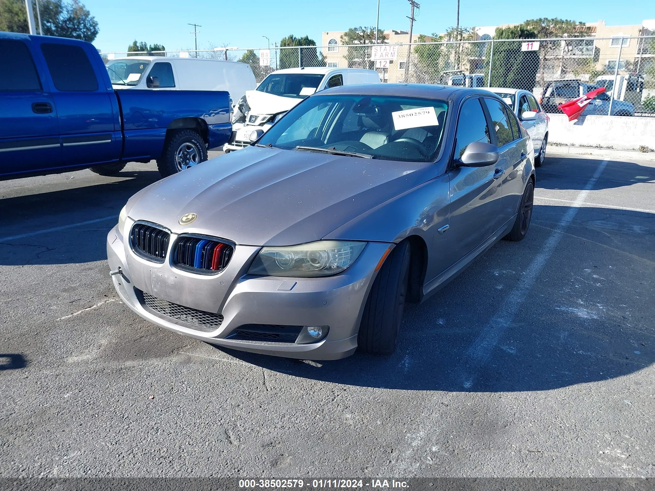 Photo 1 VIN: WBAPH53569A437758 - BMW 3ER 