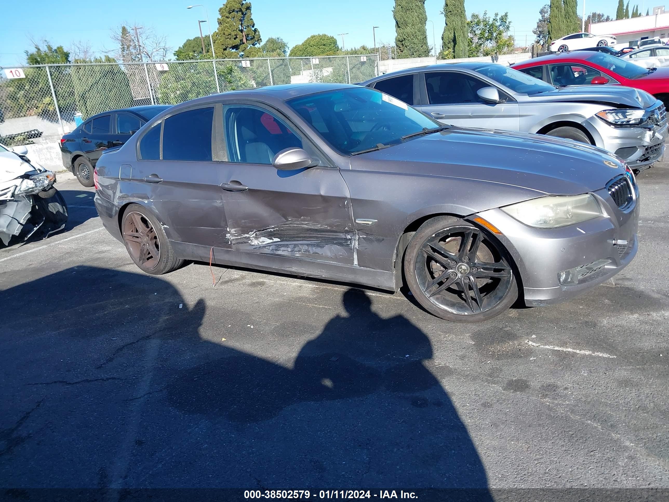 Photo 12 VIN: WBAPH53569A437758 - BMW 3ER 