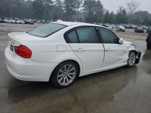 Photo 2 VIN: WBAPH57509NL78130 - BMW 3 SERIES 