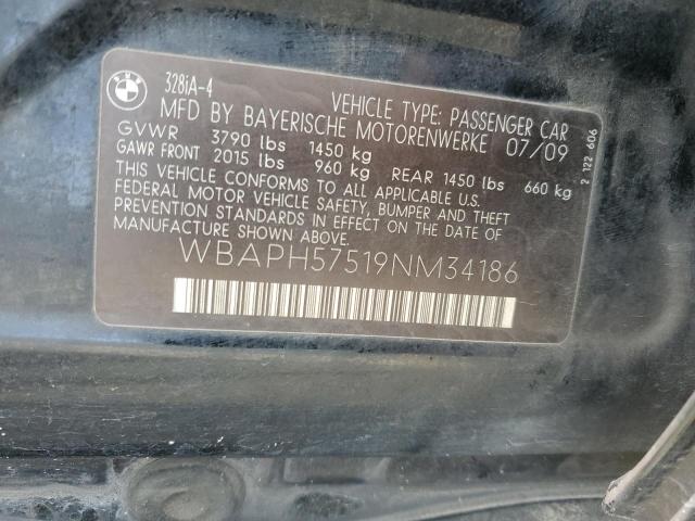 Photo 12 VIN: WBAPH57519NM34186 - BMW 3 SERIES 