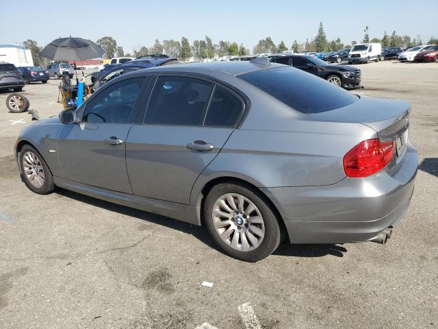 Photo 1 VIN: WBAPH57529NM33791 - BMW 3 SERIES 