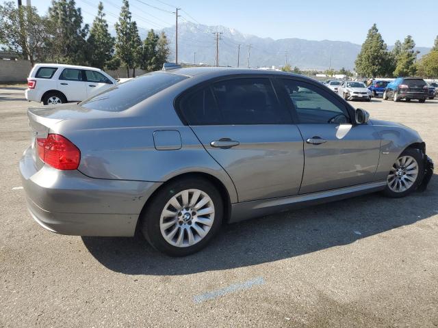 Photo 2 VIN: WBAPH57529NM33791 - BMW 3 SERIES 