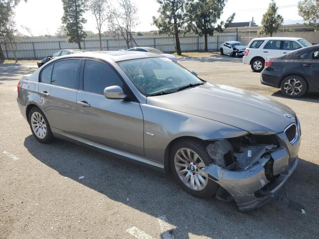 Photo 3 VIN: WBAPH57529NM33791 - BMW 3 SERIES 