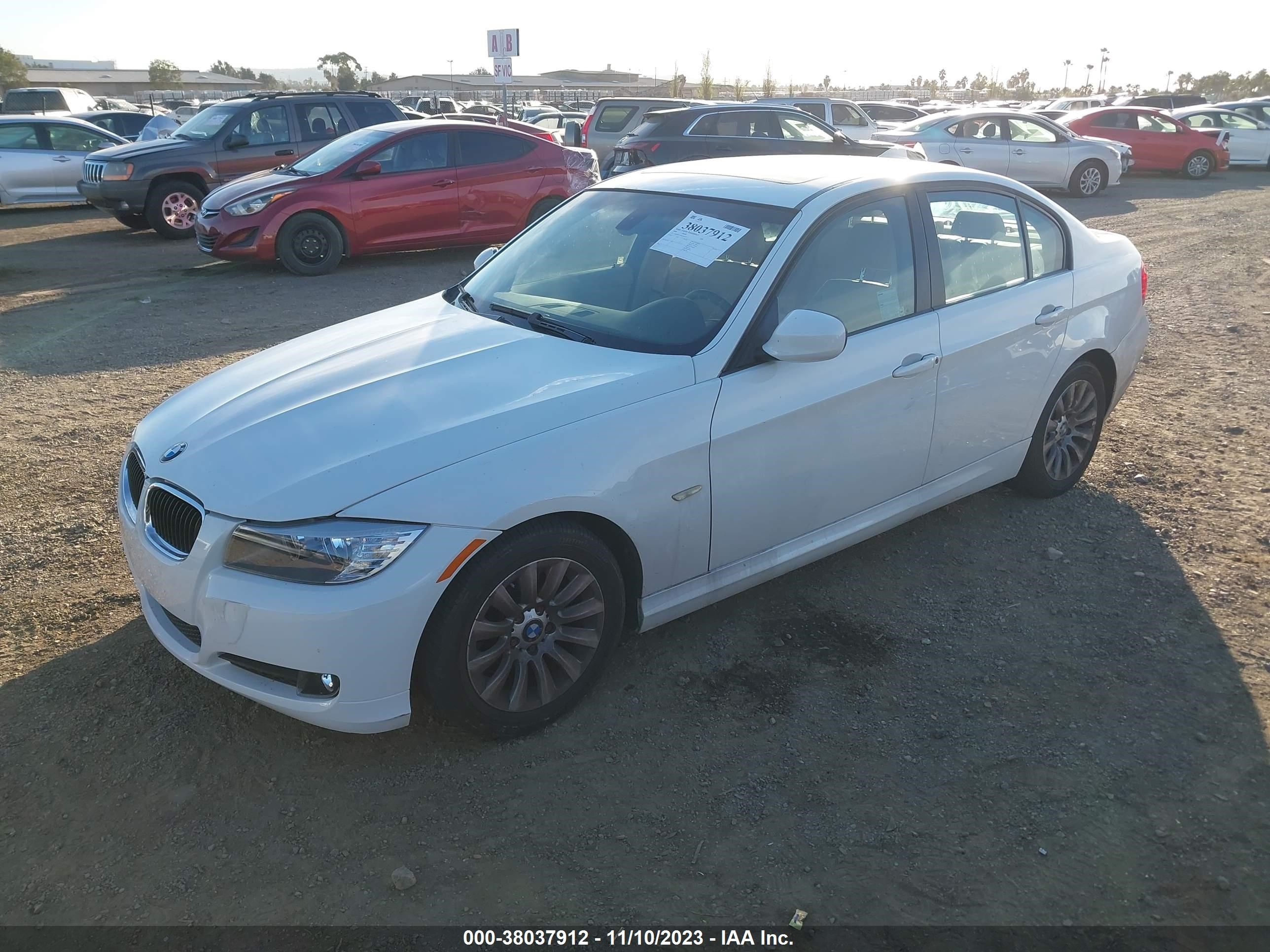 Photo 1 VIN: WBAPH57549NL80477 - BMW 3ER 