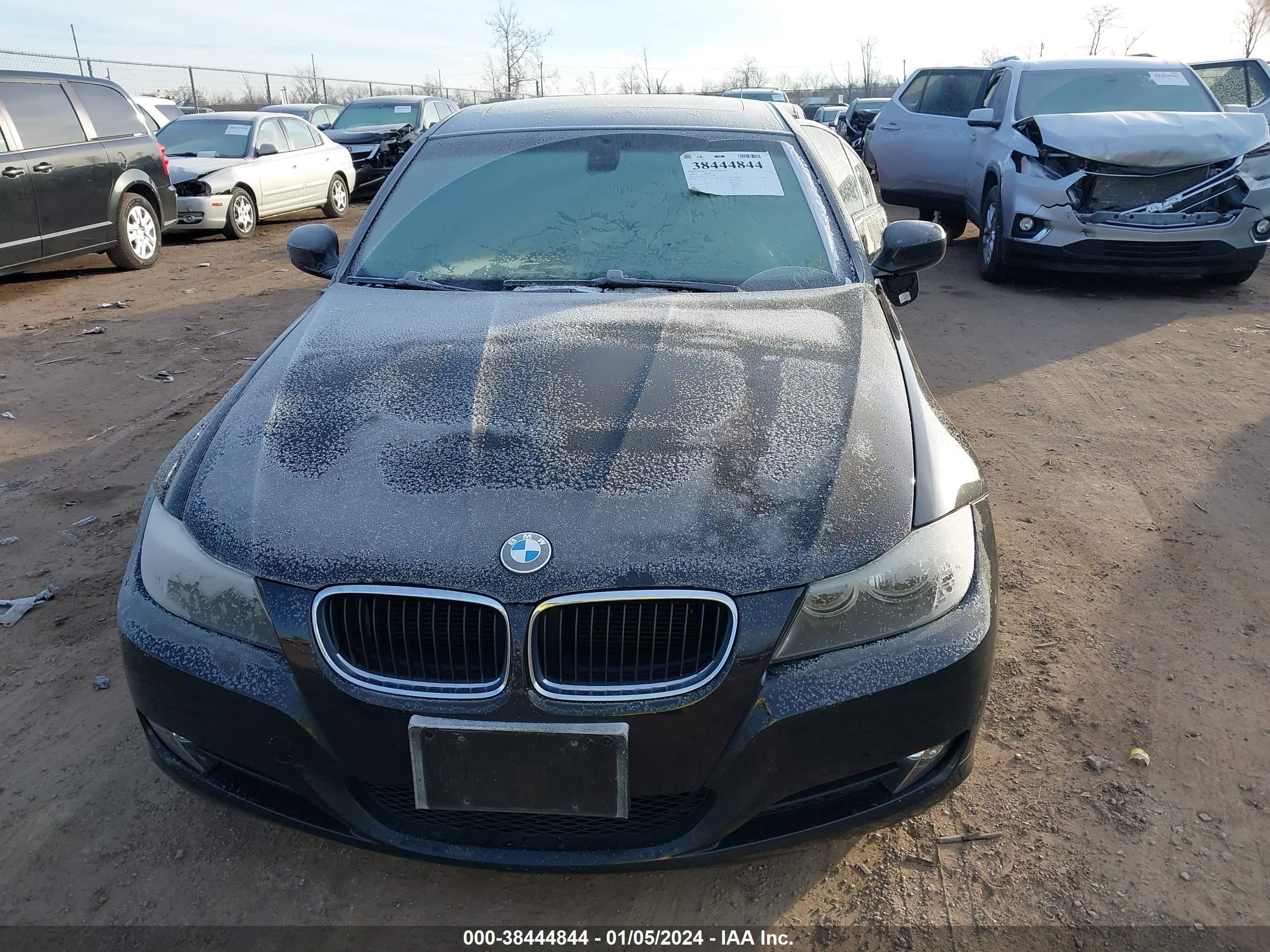 Photo 11 VIN: WBAPH57579NL76908 - BMW 3ER 