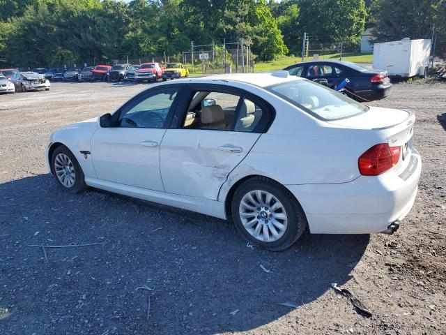 Photo 1 VIN: WBAPH57589NL78411 - BMW 3 SERIES 