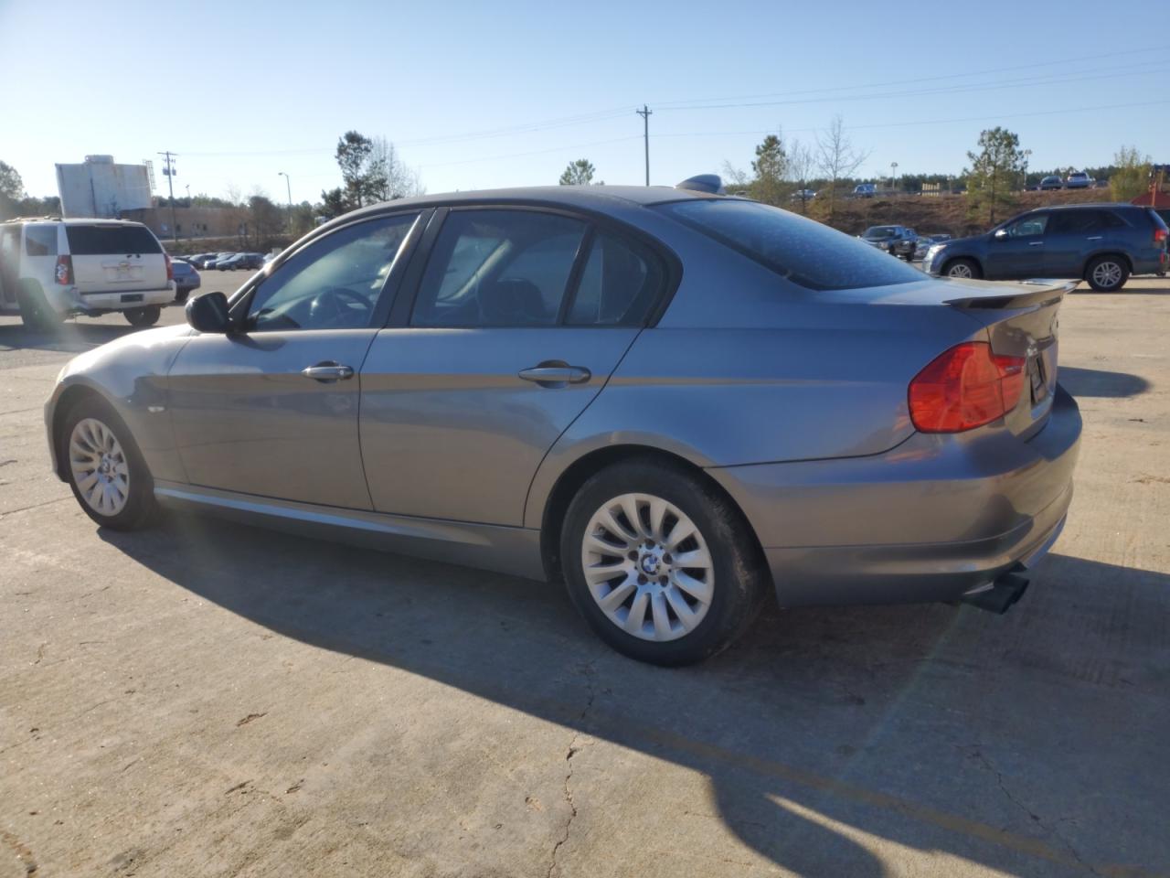 Photo 1 VIN: WBAPH57599NL76571 - BMW 3ER 