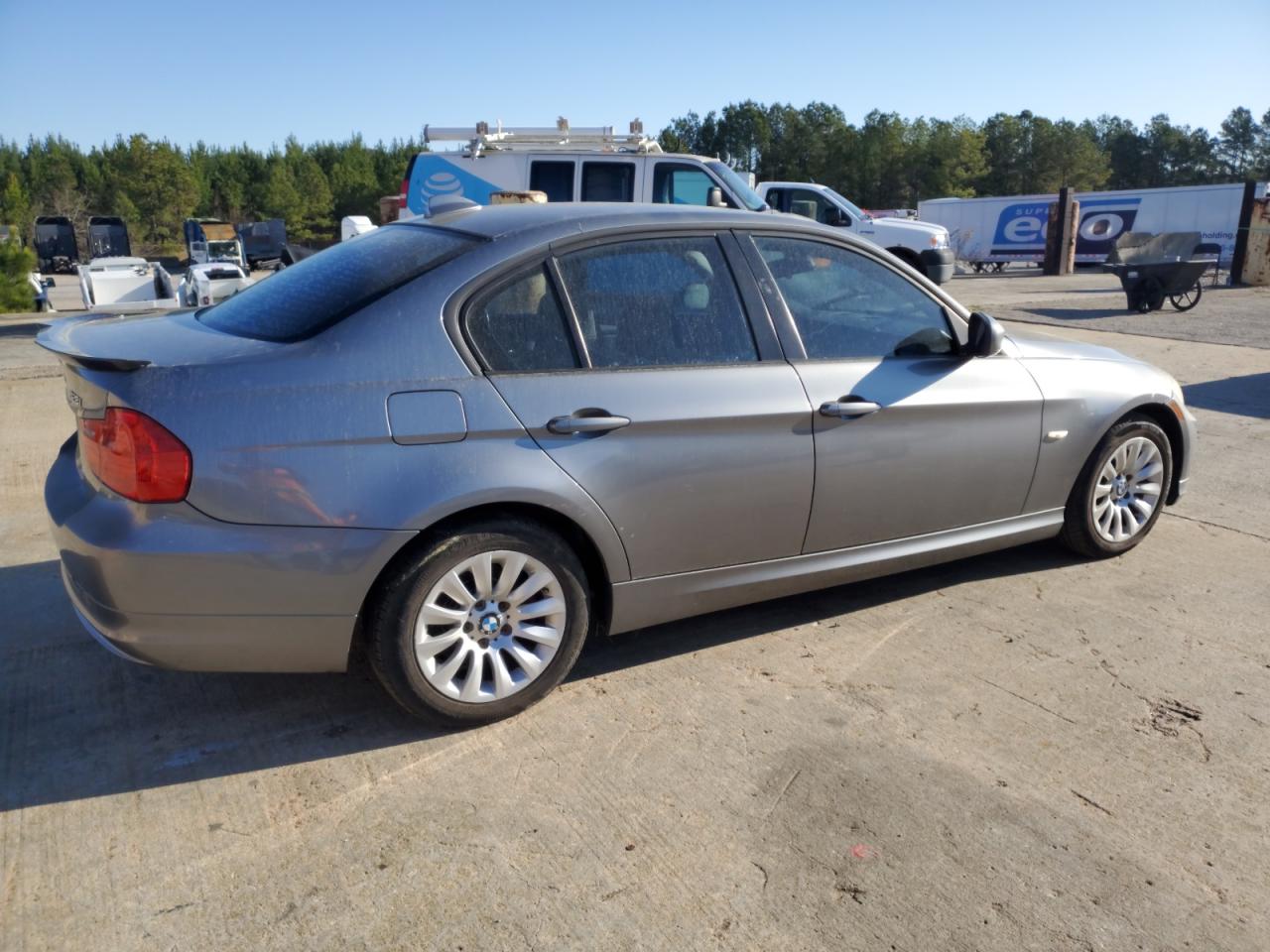 Photo 2 VIN: WBAPH57599NL76571 - BMW 3ER 