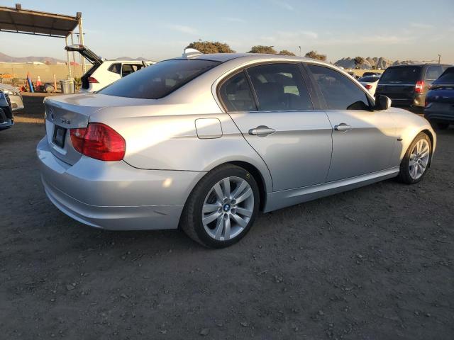 Photo 2 VIN: WBAPH575X9NL80550 - BMW 328 I SULE 