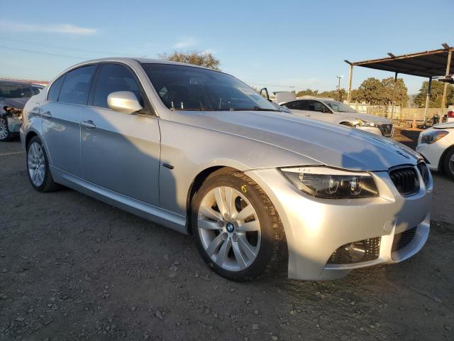 Photo 3 VIN: WBAPH575X9NL80550 - BMW 328 I SULE 