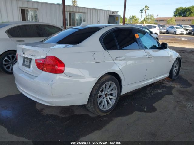 Photo 3 VIN: WBAPH5C50BA440662 - BMW 328 