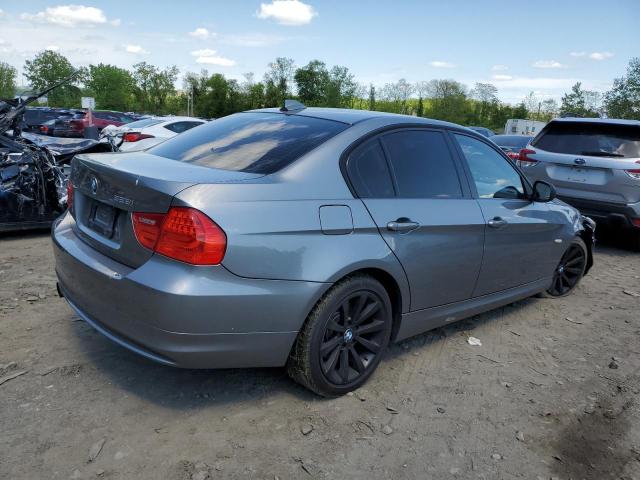 Photo 2 VIN: WBAPH5C50BF093112 - BMW 3 SERIES 